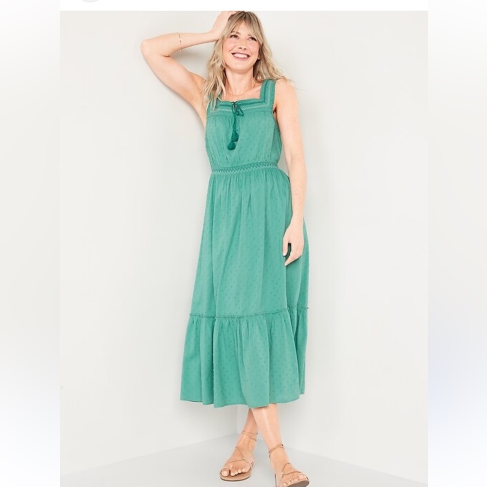 Sleeveless Waist-Defined Embroidered Clip-Dot Maxi Dress by Old Navy 👗